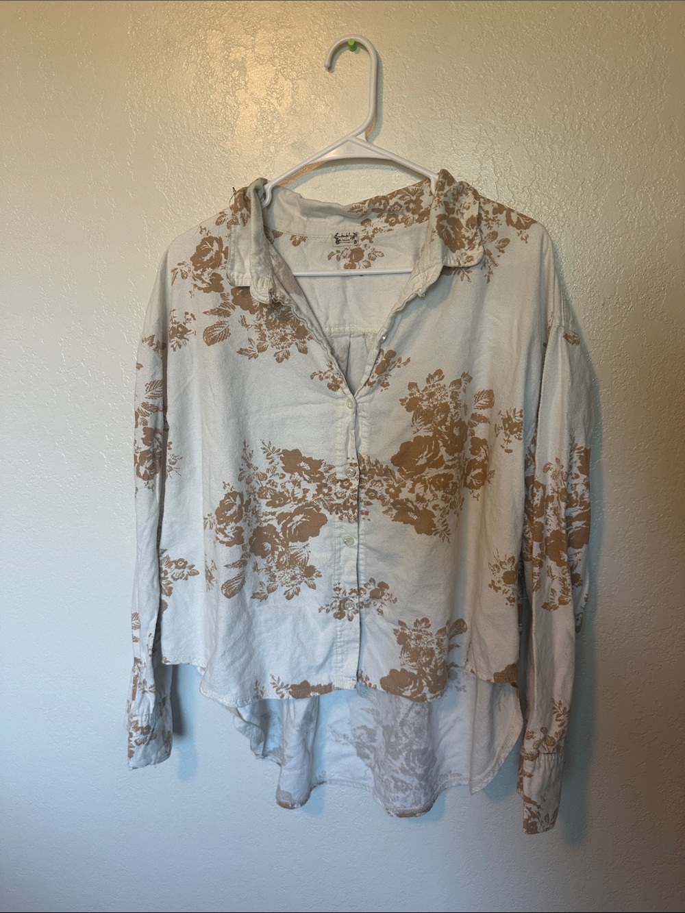 Free People Cream Button-Front Floral Blouse with Tan Print